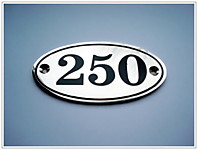 Номерки на двери на композите (Гравировка и фрезеровка)